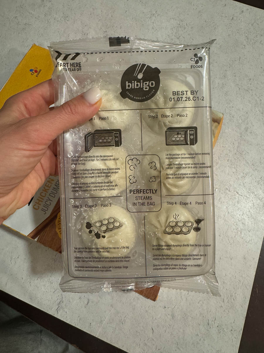 bibigo dumpling in the plastic package