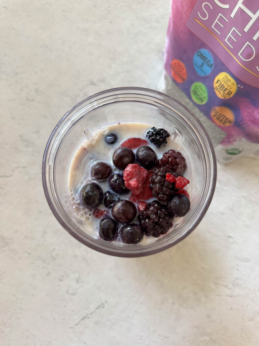 making smoothie