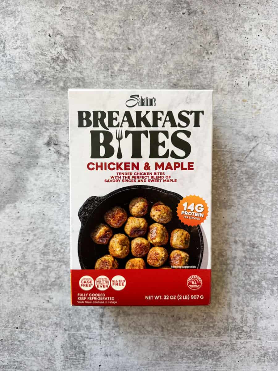 Pack of Sabatoni's Breakfast Bites with chicken and maple flavor, 32 oz.